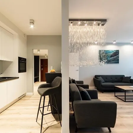 Platinum Towers E-apartments