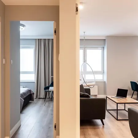 Platinum Towers E-apartments