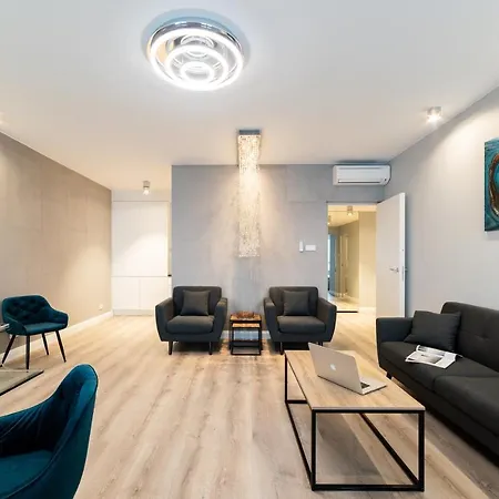 Platinum Towers E-apartments Apartmanhotel