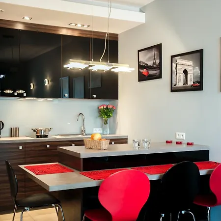 Platinum Towers E-apartments Apartmanhotel Varsó