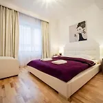 Platinum Towers E-apartments Aparthotel Varsavia