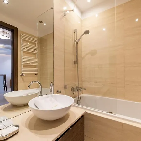 Platinum Towers E-apartments Aparthotel