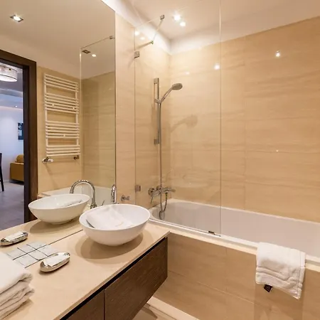 Lägenhetshotell Platinum Towers E-apartments 4*