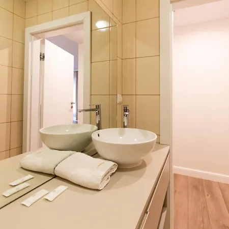 Platinum Towers E-apartments 3*