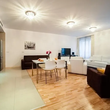 Platinum Towers E-apartments 4*