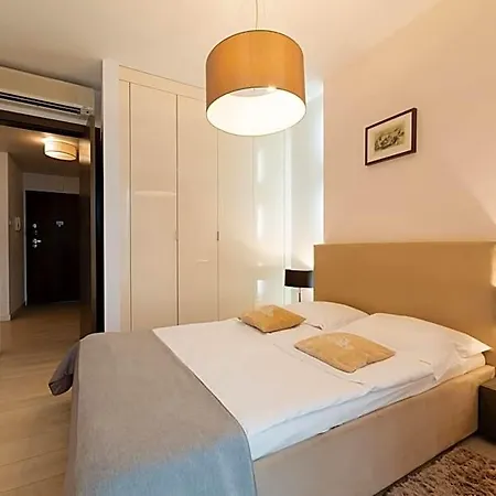 Platinum Towers E-apartments Aparthotel