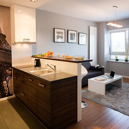 Platinum Towers E-apartments Warszawa