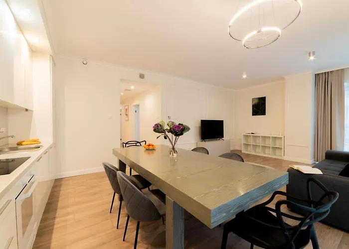 Platinum Towers E-apartments 4* Varsovie