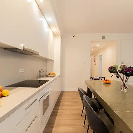 Platinum Towers E-apartments Aparthotel 4*