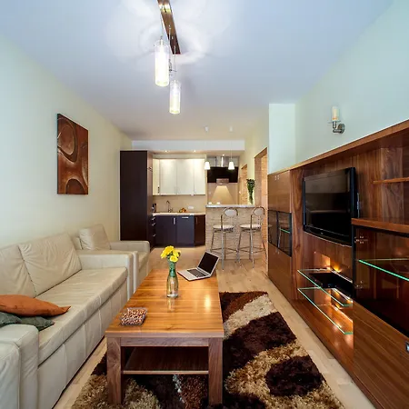 Platinum Towers E-apartments