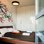 Platinum Towers E-apartments